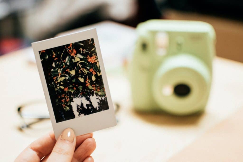Do Polaroid Digital Photo Frames Live Up to the Name? PixStar Blog