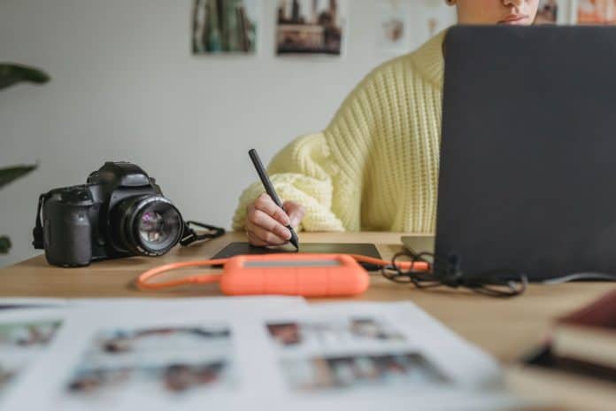 Is The Skylight Digital Photo Frame Worth The Money Pix Star Blog